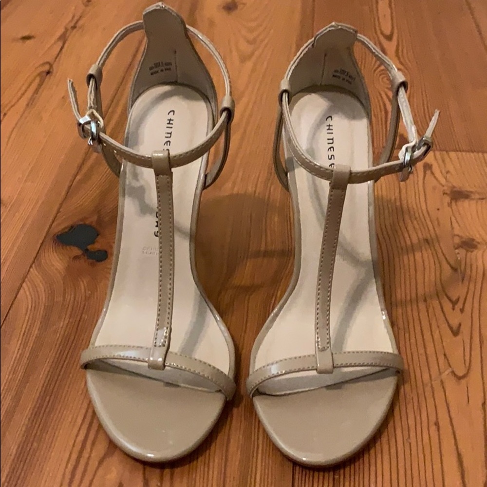 Chinese Laundry Size 7 t-strap Stilletos